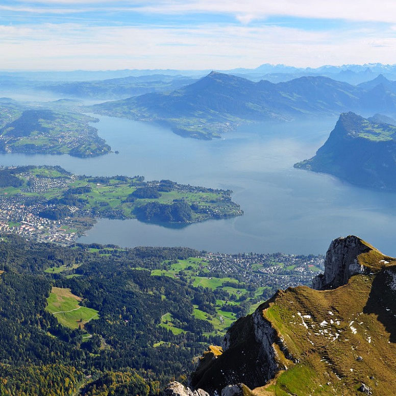 Au départ de Buttwil en hélicoptère pour le Stanserhorn et le Pilatus