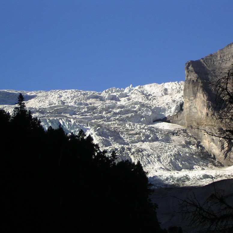 Vol de Schattenhalb vers le Wetterhorn et le glacier de Rosenlaui en hélicoptère