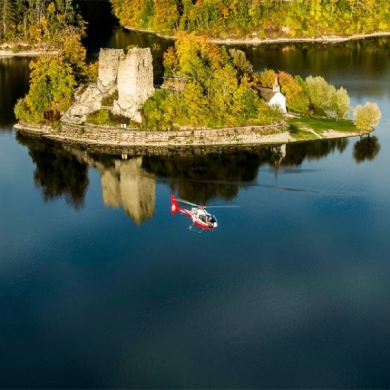 Châteaux et lac de la Gruyère vol en hélicoptère au départ d'Épagny