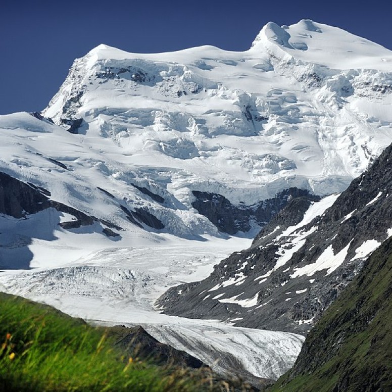 Depuis Sion en hélicoptère vers les Combins