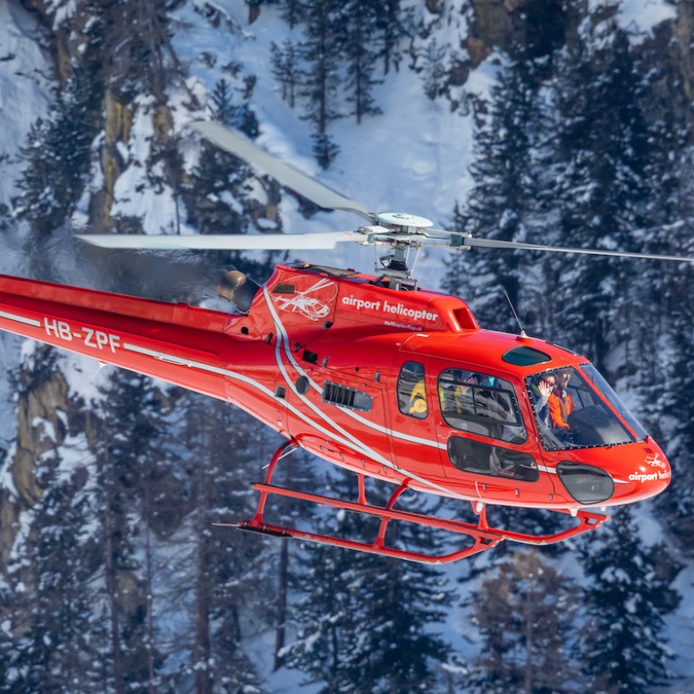 Vol en hélicoptère vers les Dents du Midi