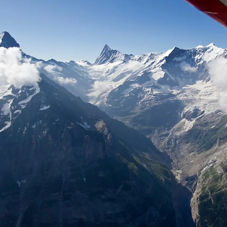 Eiger et pose intermédiaire en hélicoptère au départ de Balzers