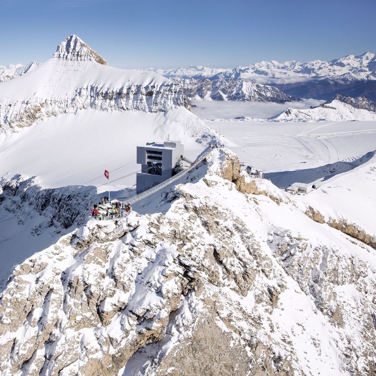 Da Saanen in elicottero fino a Glacier 3000