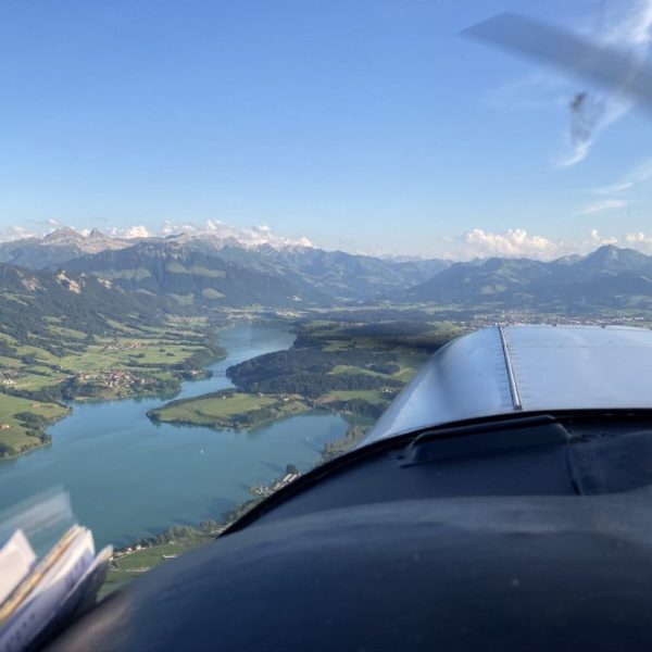 Volo in aereo intorno a Berna da Grenchen