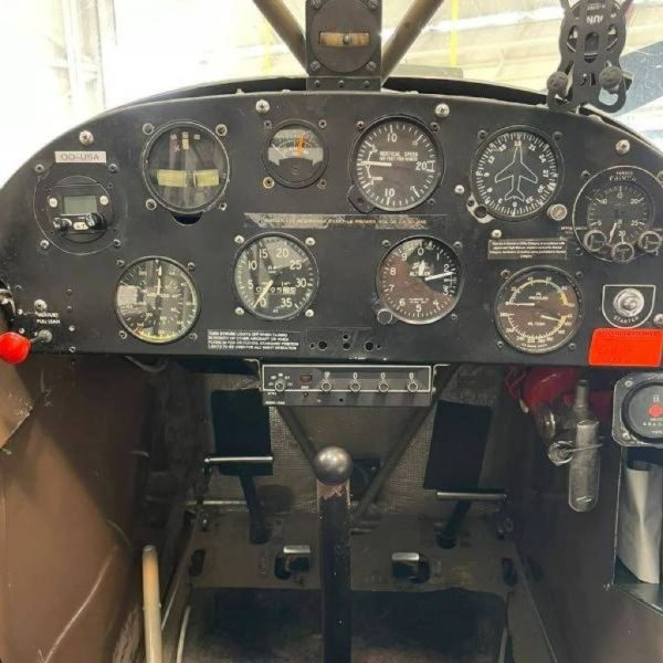 Cockpit Piper pour une initiation au pilotage depuis Épagny