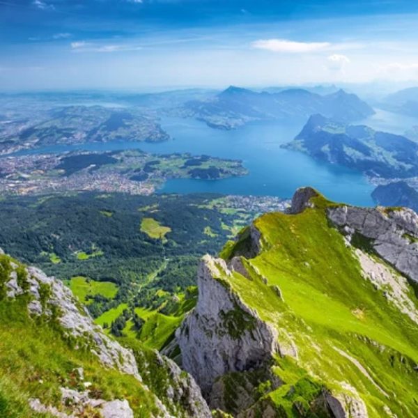 Vol sur Lucerne et Pilatus en avion depuis Bienne