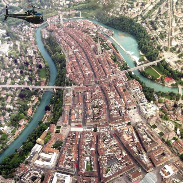 Volo in elicottero su Berna da Berna-Belp