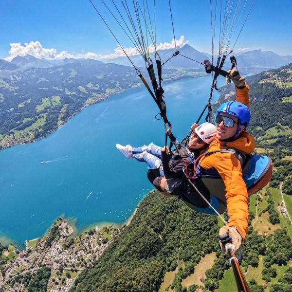 Vol biplace en parapente depuis Interlaken