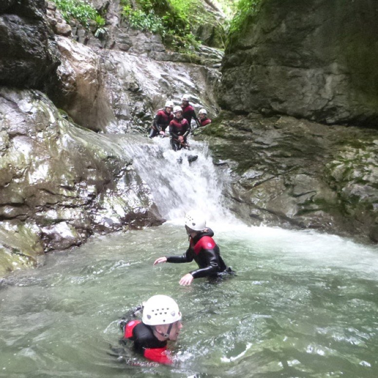 Toboggan dans le canyon Amden