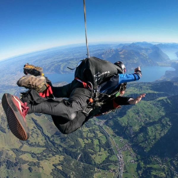 Tandem parachute jump from Reichenbach