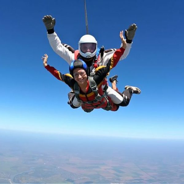 Tandem skydive from Colombier