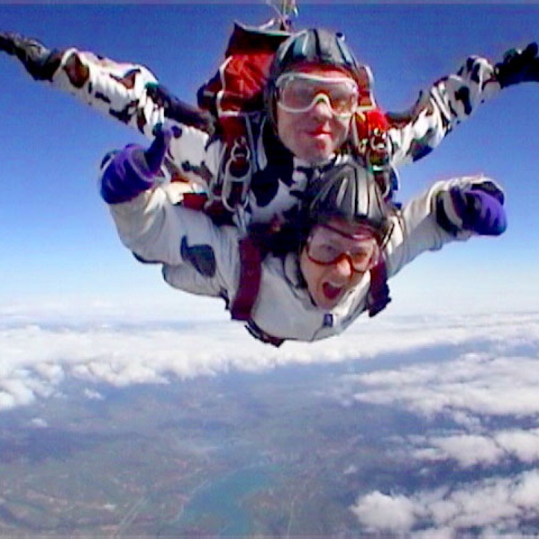 Saut en tandem en parachute à Épagny