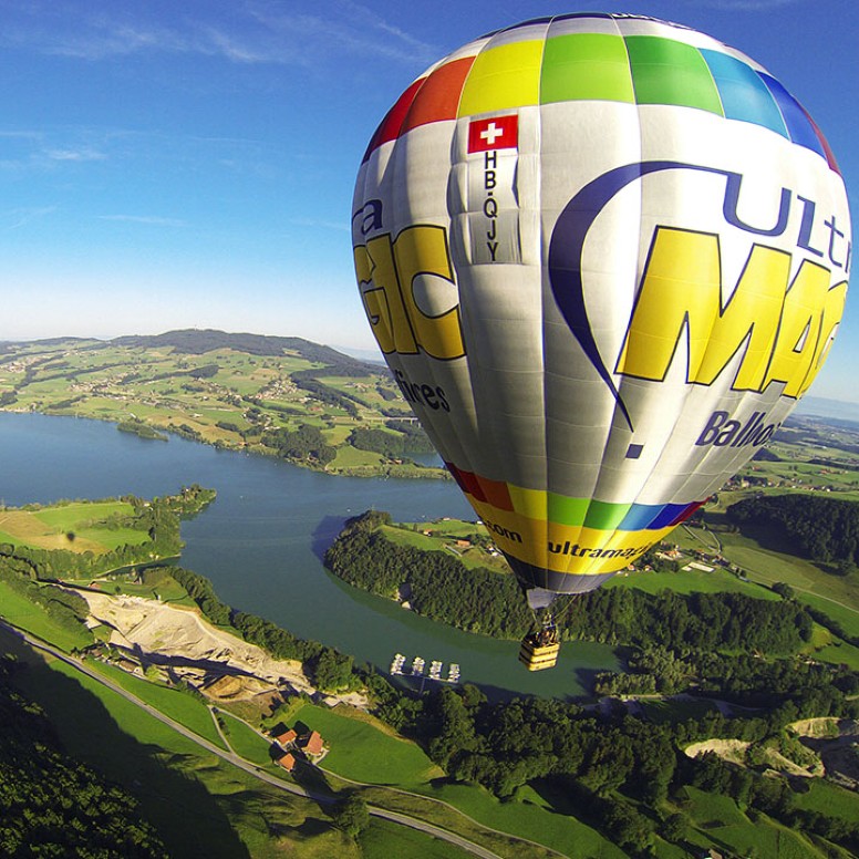 Hot-air balloon flight in Gruyère