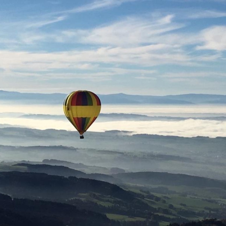 Vol en Montgolfière dans le Jura dans les Franches Montagnes