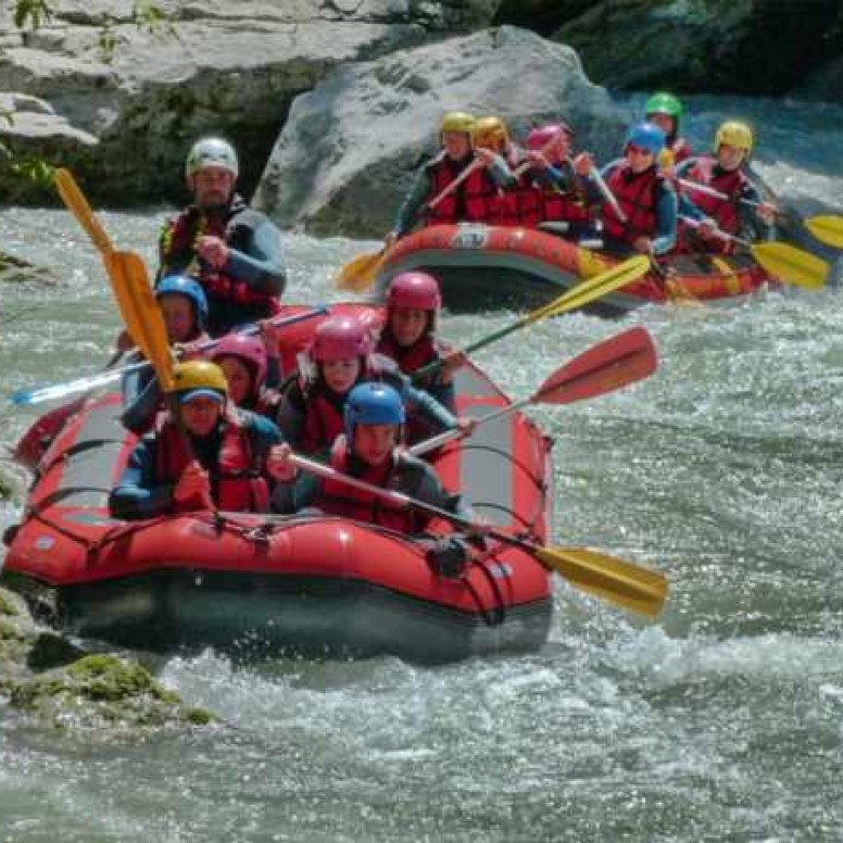 School rafting race on the Sarine in Pays dEnhaut