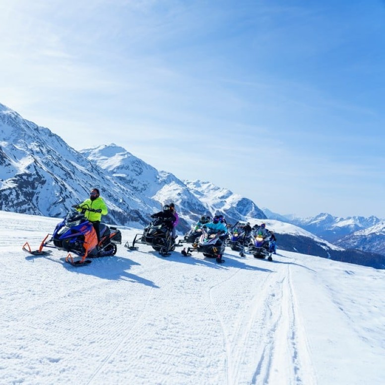 Snowmobile from Madesimo to Splugen Pass and Black Lake