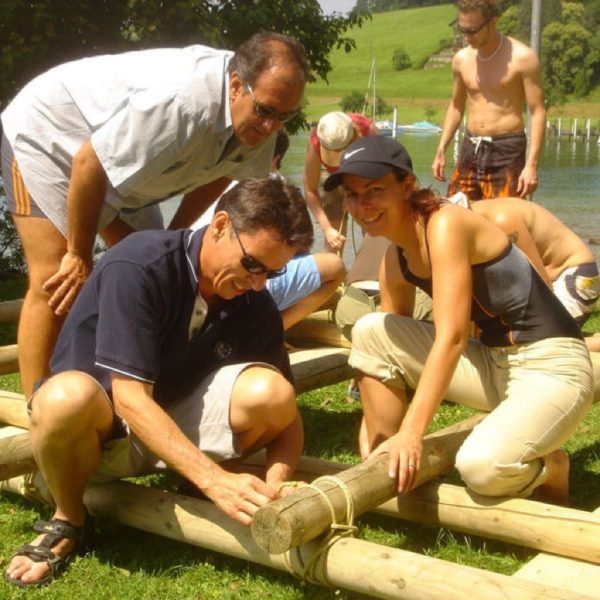 Raft building in Weggis