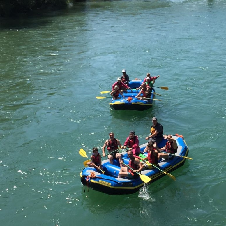 Sortie scolaire pour du Fun rafting sur la Reuss