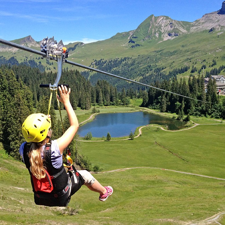 Tyrolienne Flying fox à Hoch-Ybrig