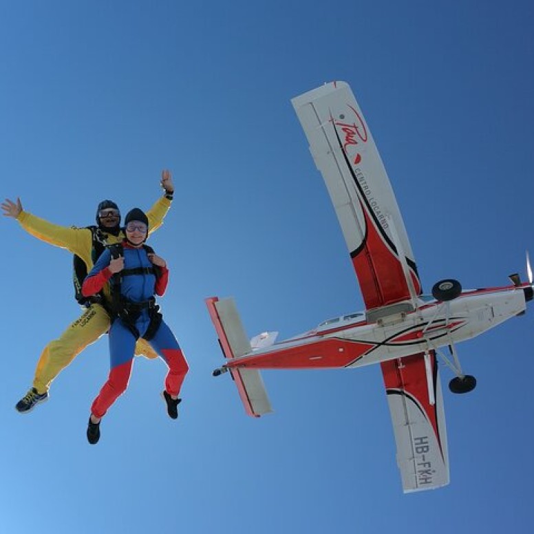 Locarno saut en tandem en parachute