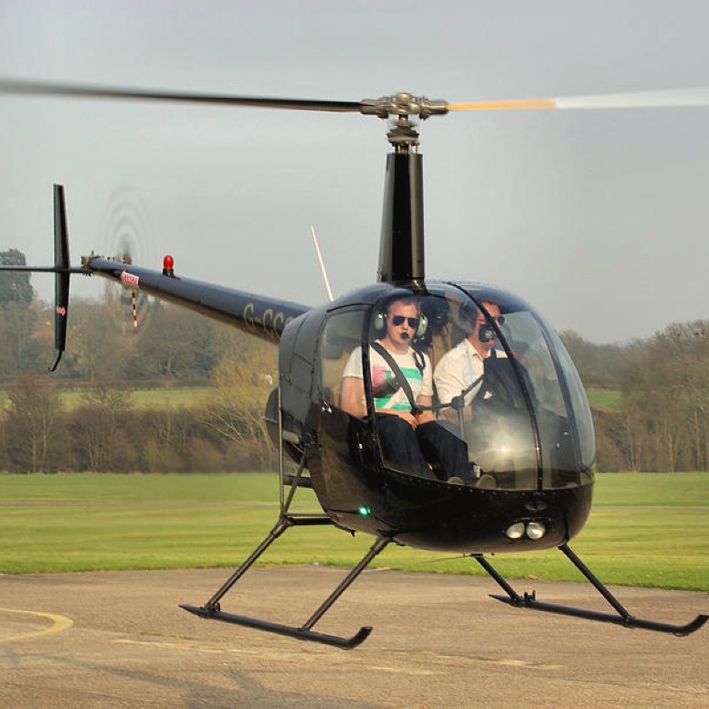 Introduction to flying a Robinson R22 from Speck-Fehraltorf