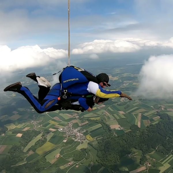 Parachute jumping from Kägiswil