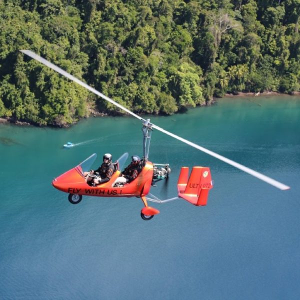 Flight over the Pacific in Costa Rica