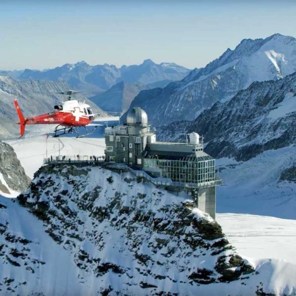 Posen auf dem Jungfraujoch von Gsteigwiler aus