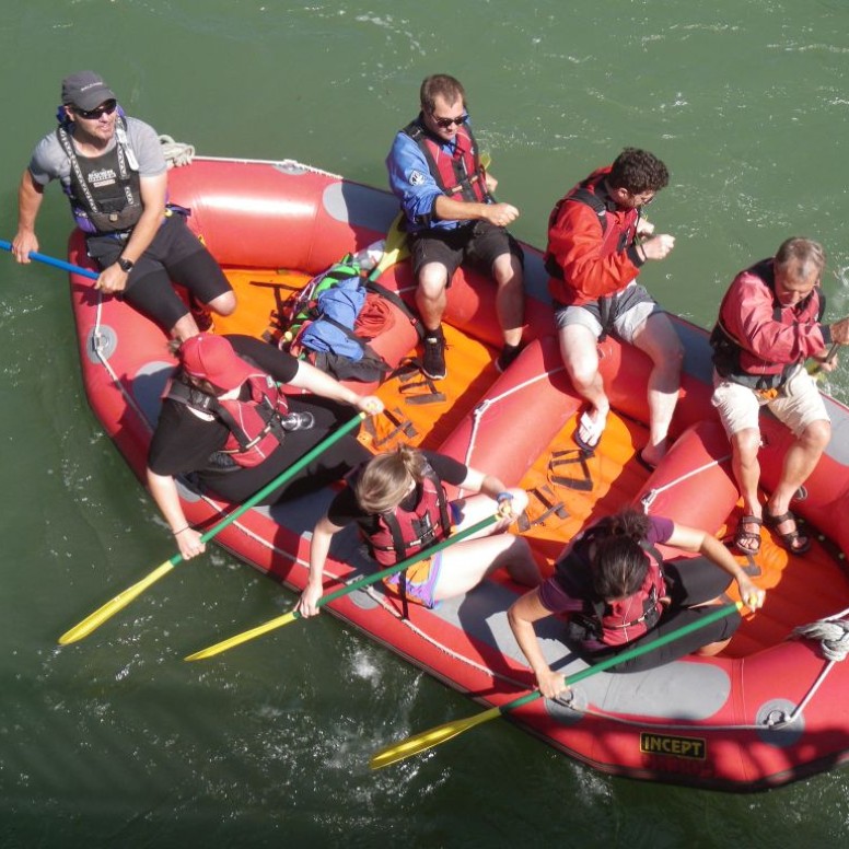 Bremgarten à Gnadental en easy rafting pour une sortie scolaire